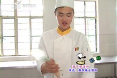 姓名：杜林 学校：南京商业学校 闪亮理由：厨艺精湛 获全国职业院校烹饪比赛一等奖